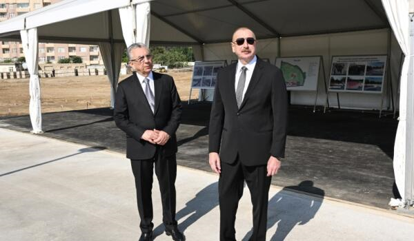 Prezident “Gənclik” metrosu yanında yaradılan yeni parkda 